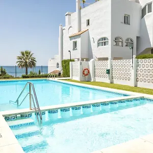 https://front-sea-view-apartment-estepona.es-andalucia.com
